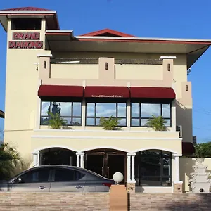 3* Hotel Grand Diamond Trinidad